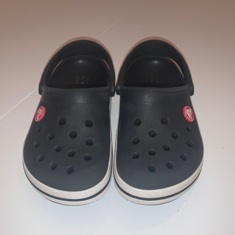 Black crocs 🖤 C 11. GUC!